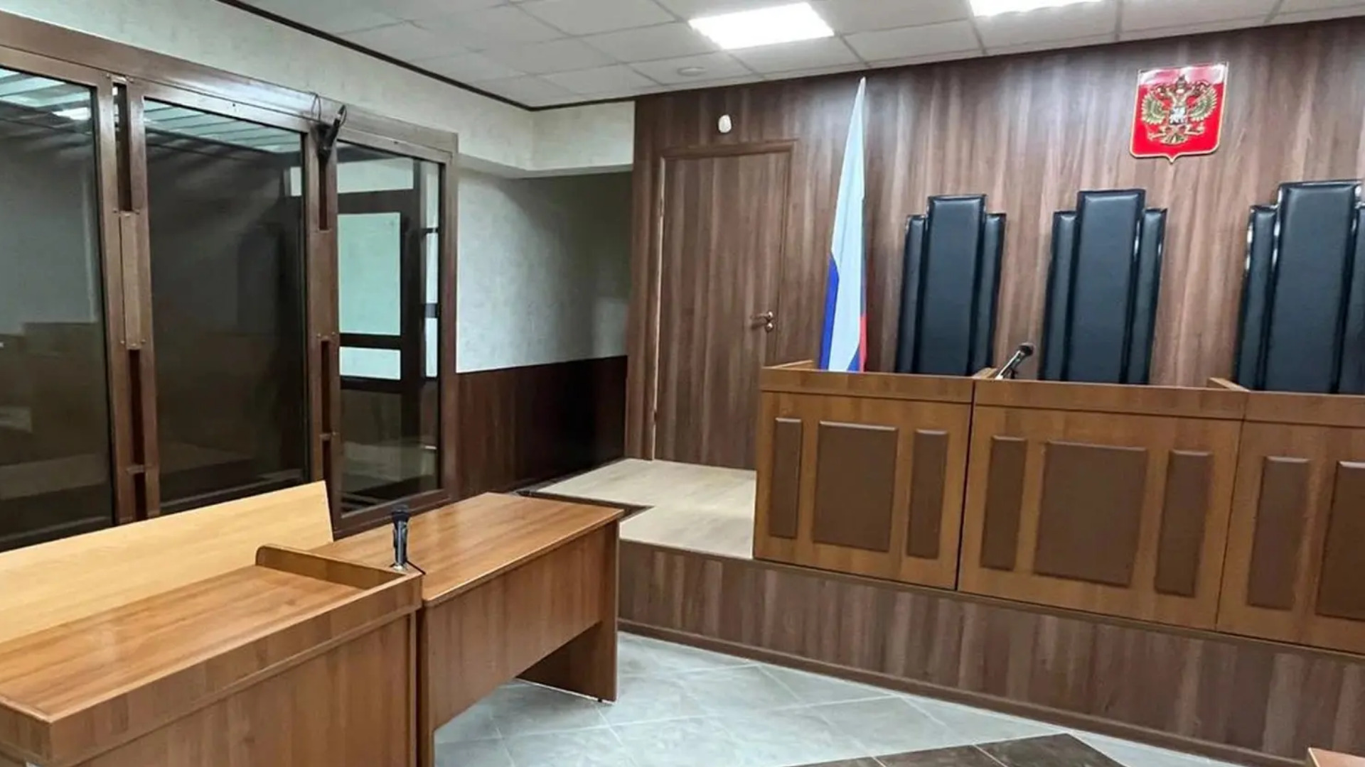Директор коммерческой фирмы получил в Брянске условный срок за мошенничество