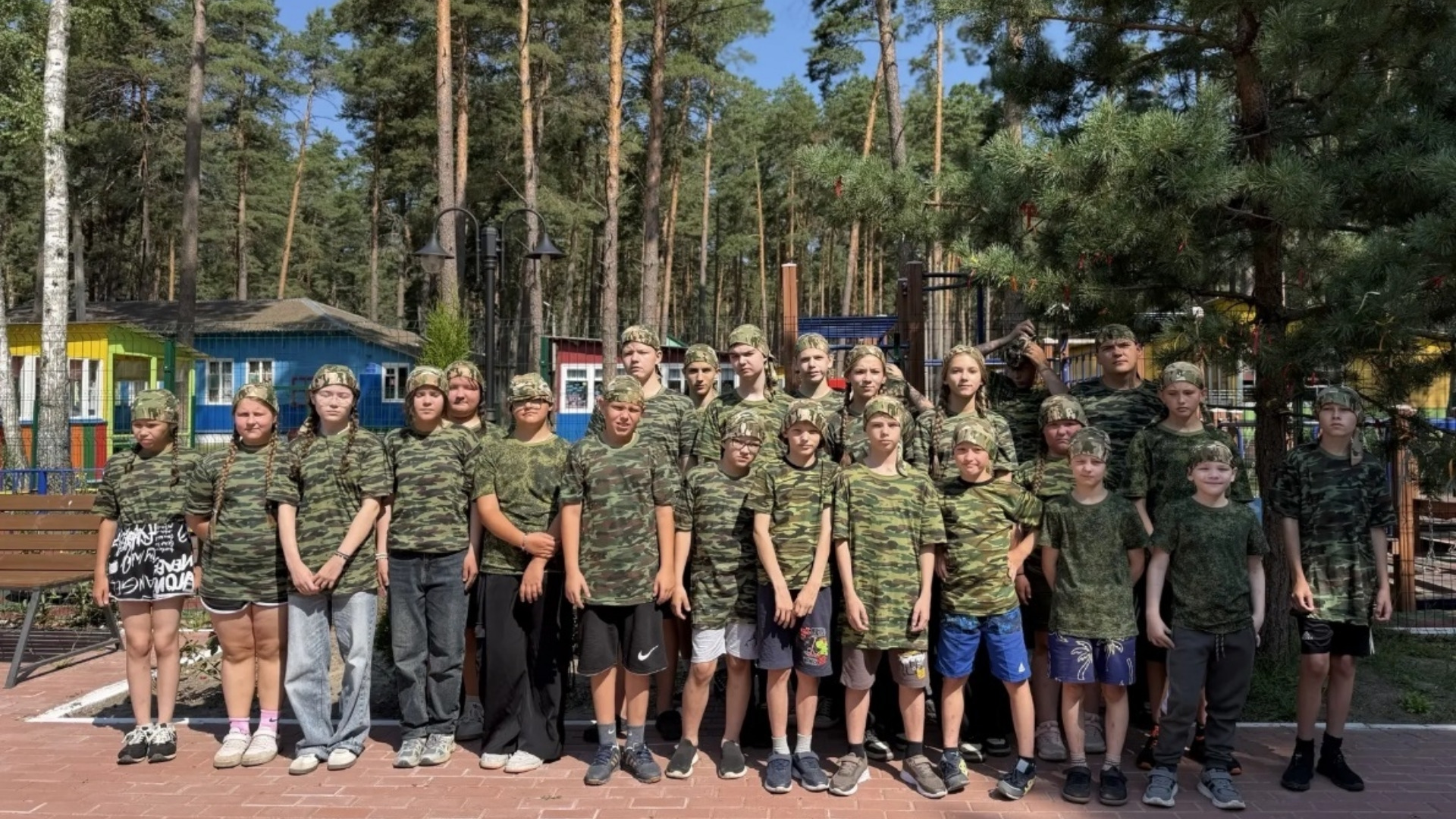 В детском лагере "Огонёк" Сельцо впервые открылась профильная смена "Юный спецназовец"