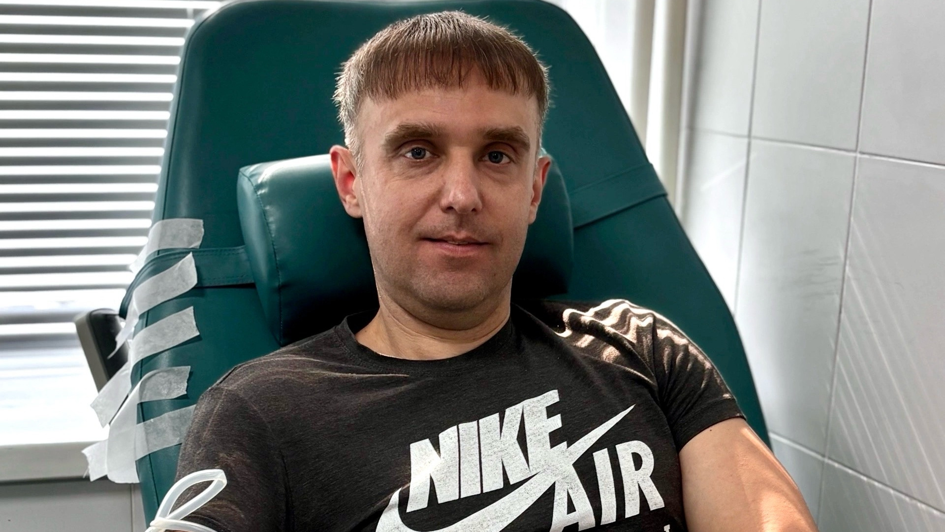 Почетный донор России Александр Гладилин сдал в Брянске кровь в 191 раз