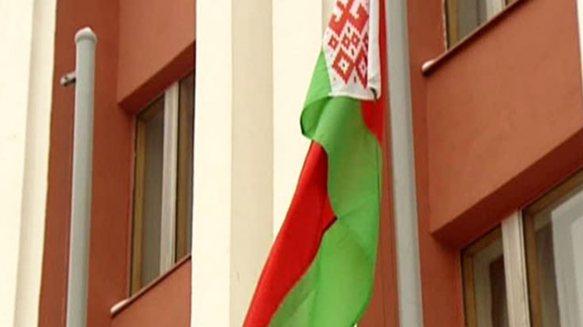 МИД РБ потребовал от Киева объяснений в связи с атакой на автобус в Брянской области