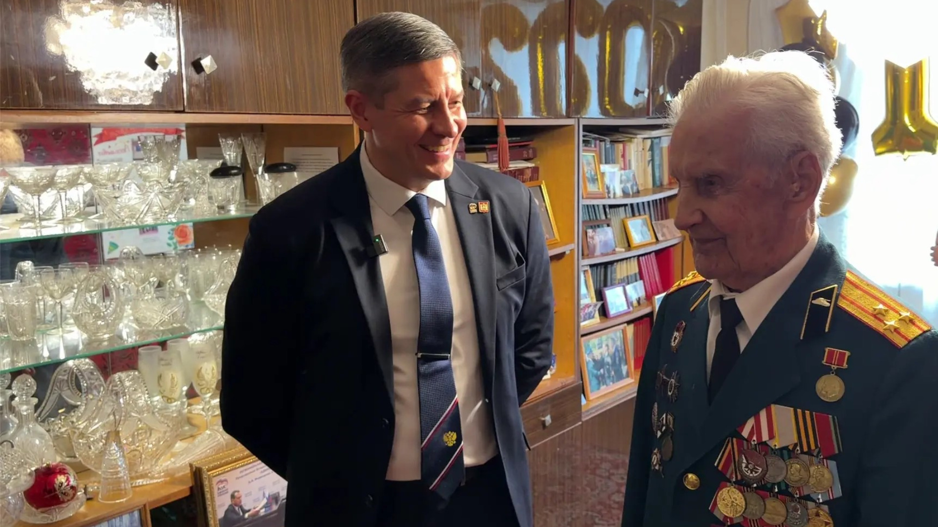 В Брянске ветеран Борис Шапошников отметил 102-летие