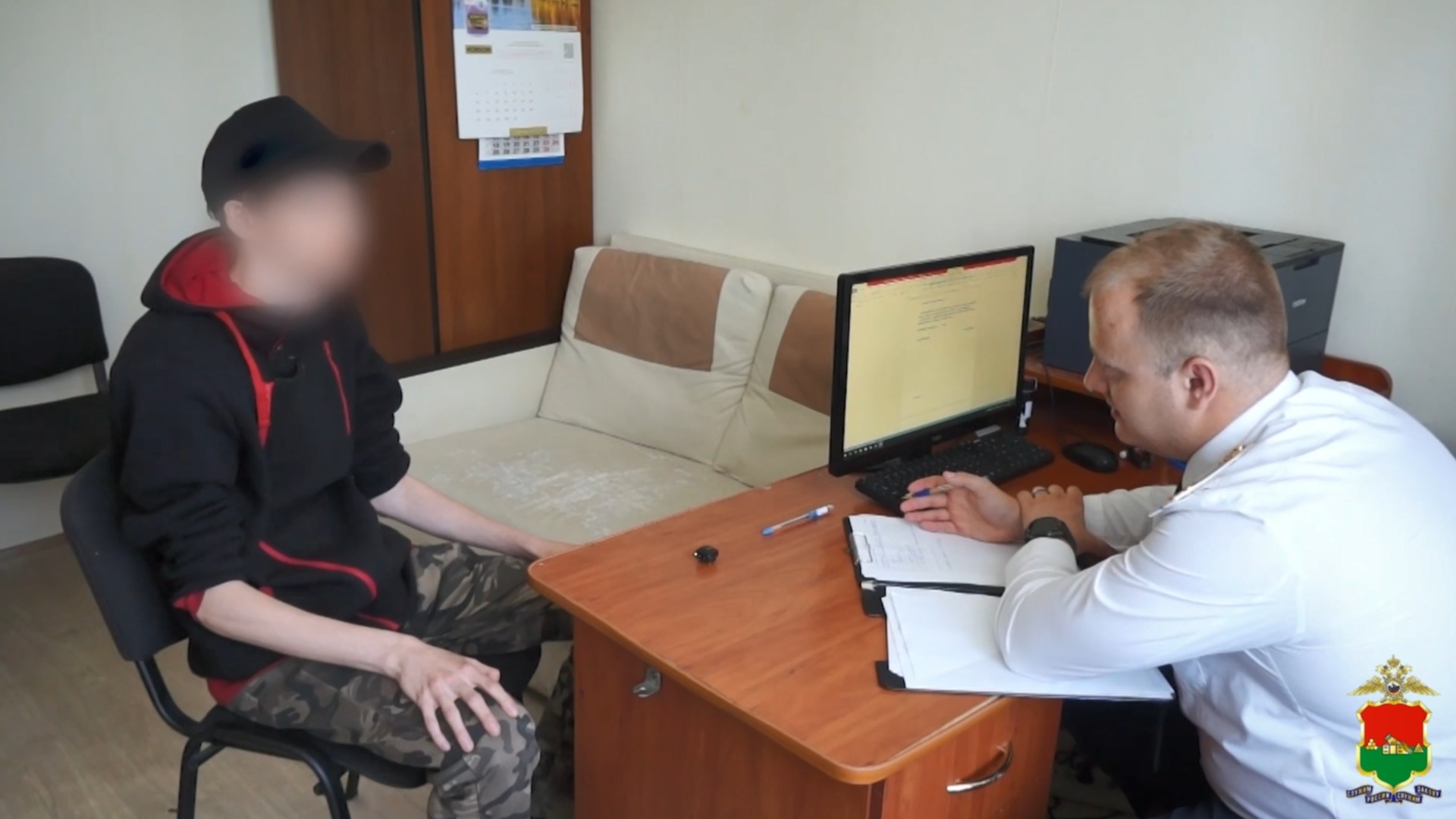 В Брянске ГАИ задержали уроженца Перми за перевозку денег телефонных аферистов