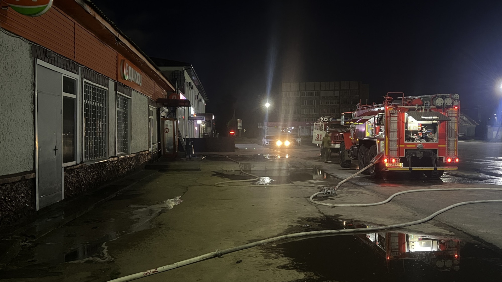 Росгвардейцы помогли потушить пожары на двух объектах в Брянской области