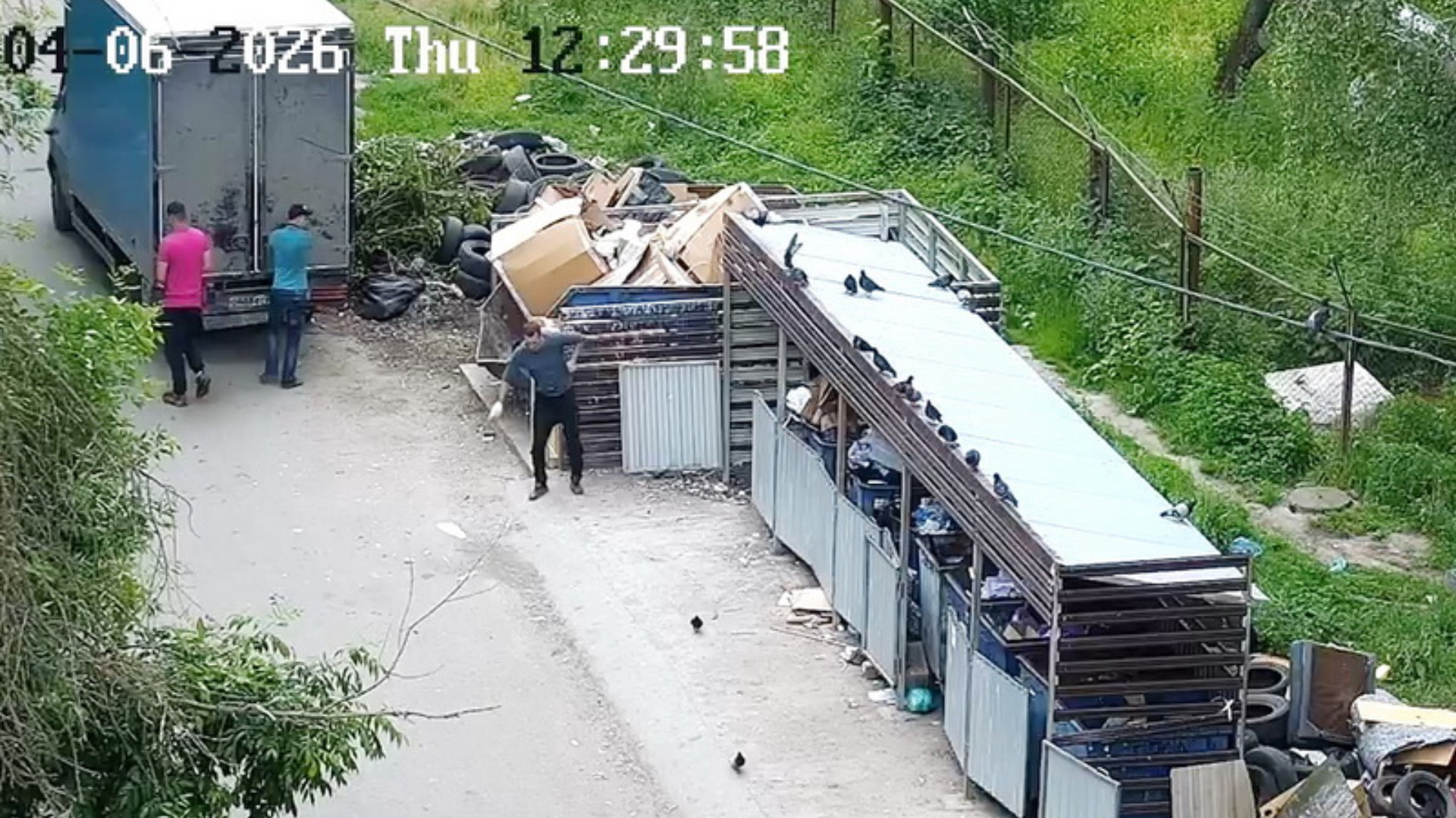 В Брянске с начала лета выявили более 100 нарушений при вывозе мусора