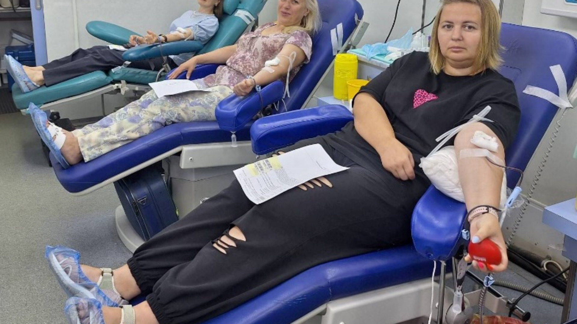 В брянских подразделениях "Россети Центр" прошел День донора