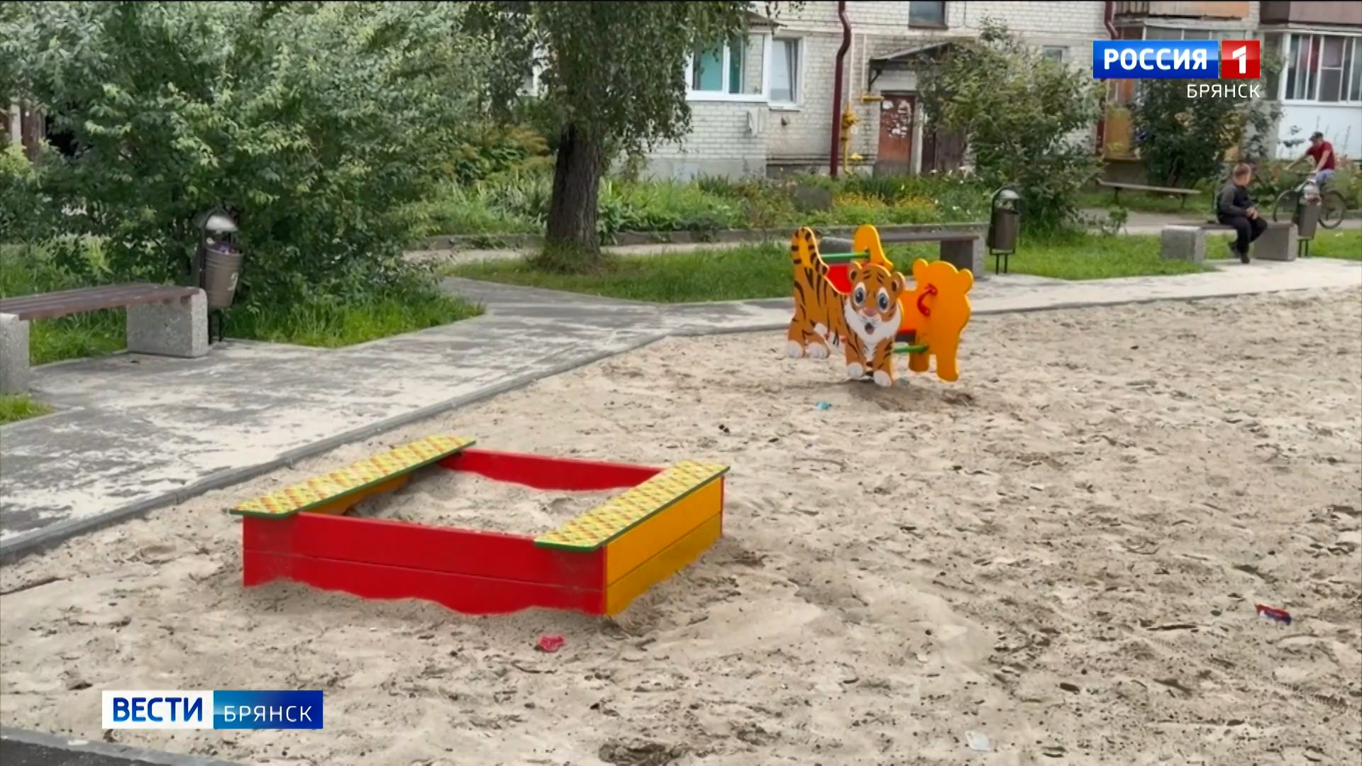 Новое общественное пространство появилось в Глинищево благодаря нацпроекту 
