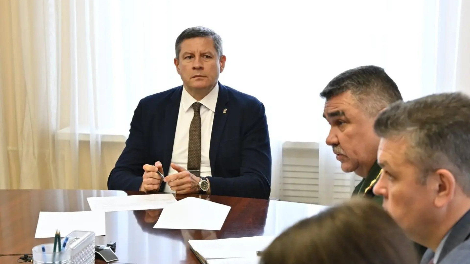Егор Ковальчук лично ответил на вопросы брянцев