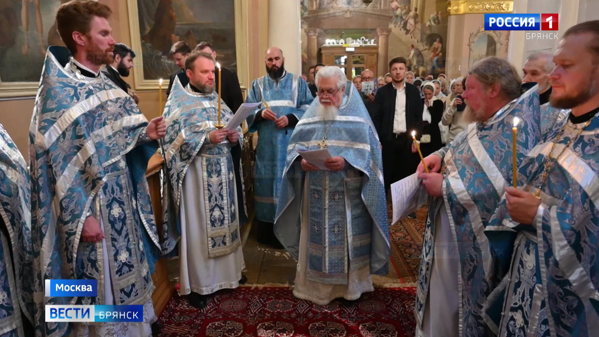 Брянское духовенство провело богослужение в Москве у оригинала Свенской иконы Божией матери