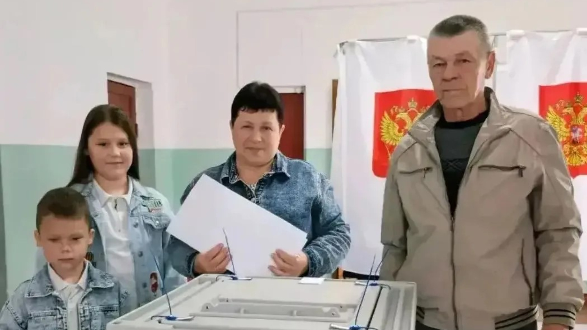 21 golosuyut lyudi