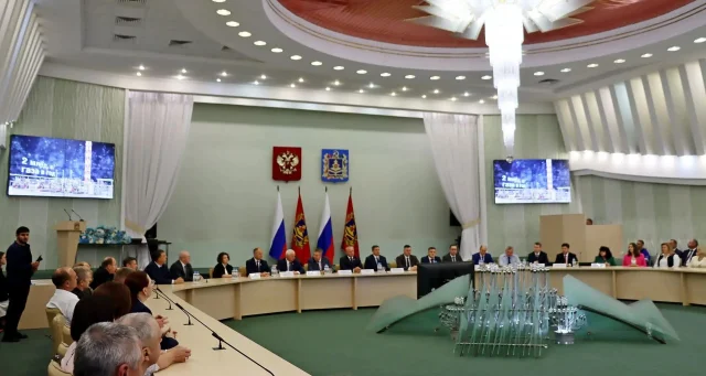 В Брянской области отметили День работников нефтяной и газовой промышленности