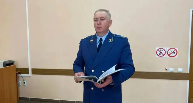 В Трубчевском районе 17-летний помощник комбайнера потерял ногу во время уборки урожая