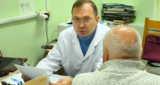 Столичные врачи проконсультировали 60 пациентов в кардиодиспансере Брянска 