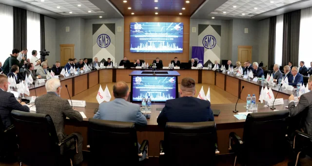 На БМЗ обсудили развитие промышленности Брянской области
