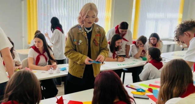 Студентка из Брянска вошла в число победителей конкурса "Лучший вожатый России-2026"