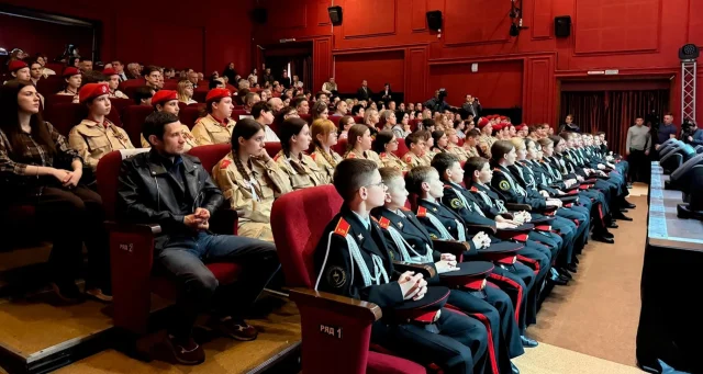 Брянские кинотеатры "Победа" и "Салют" вышли на уровень столичного "Октября"