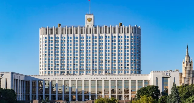 Кабмин выделил на поддержку закрытых аэропортов России 10,7 млрд рублей