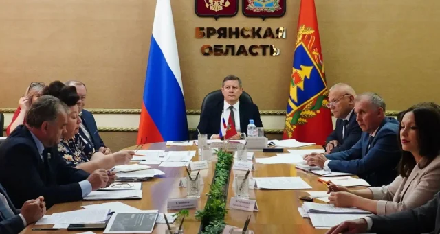 Работать во благо народа: президент поставил перед брянским губернатором ряд задач 