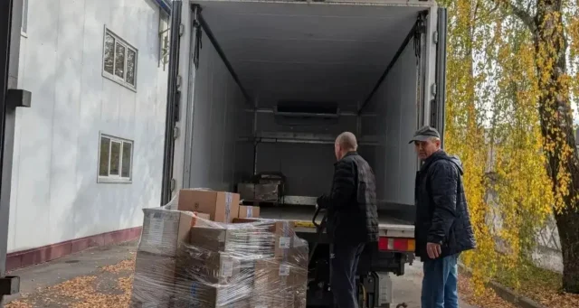 В Брянск доставили 5 тонн гуманитарных медикаментов для участников СВО и отряда "БАРС"