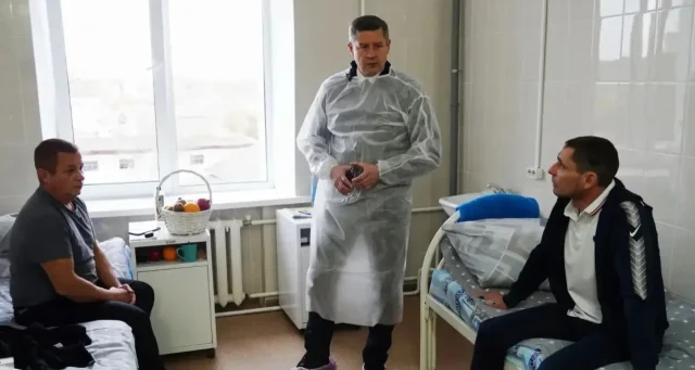 Губернатор Брянской области проверил состояние пострадавших при атаке на автобус Москва — Новозыбков