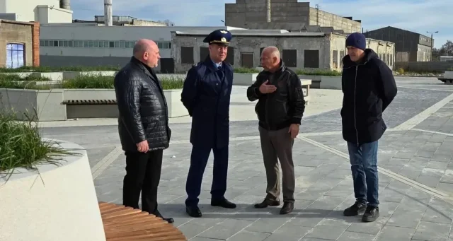Прокуратура Брянской области проверила ремонт школы и Хрустальную площадь в Дятьково